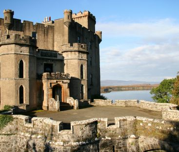 Dunvegan Castle Library Pics (24)