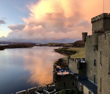 Dunvegan Castle Library Pics (33)