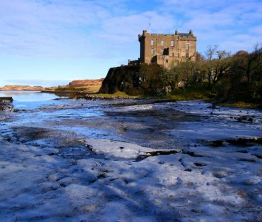 Dunvegan Castle Library Pics (35)