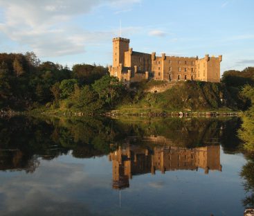 Dunvegan Castle Library Pics (36)