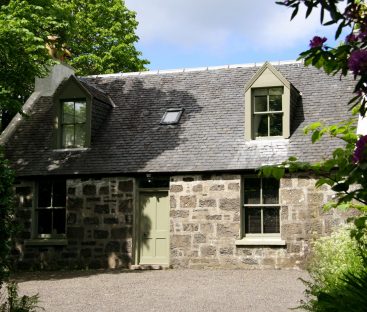 Gardens Cottage (37a)