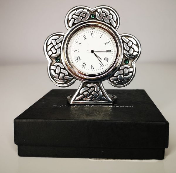 Pewter club shaped clock