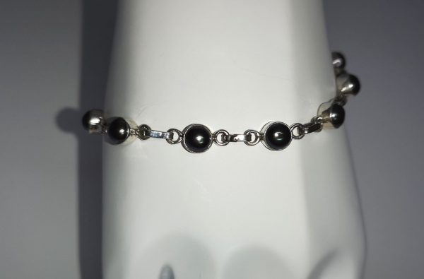 Semi precious circular stone set silver bracelet - Image 4