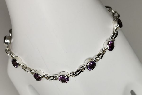 Semi precious circular stone set silver bracelet - Image 3